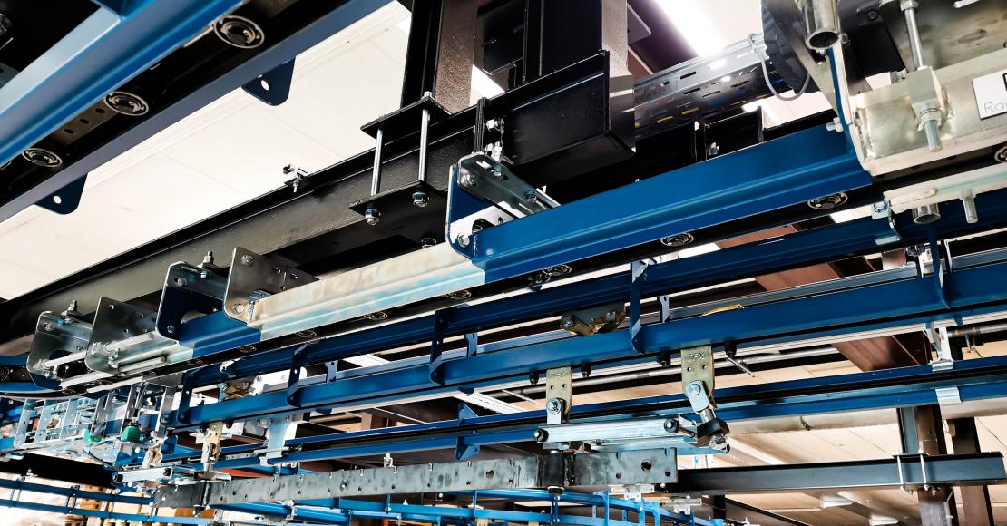 Enzi_gmbh_railtechniek_powerandfree_1